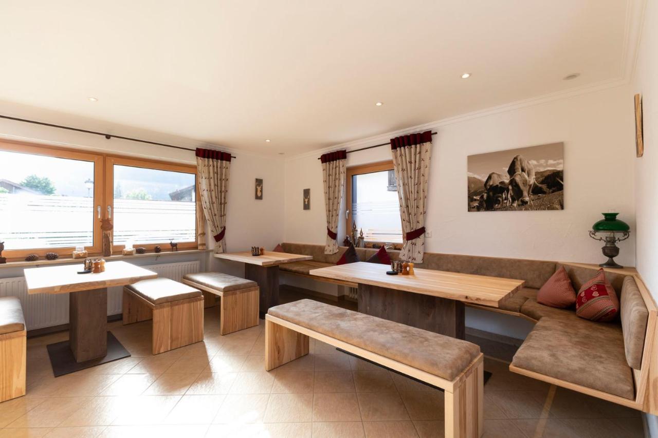 Hotel Garni Bergidyll - Adults Only Пфронтен Екстериор снимка